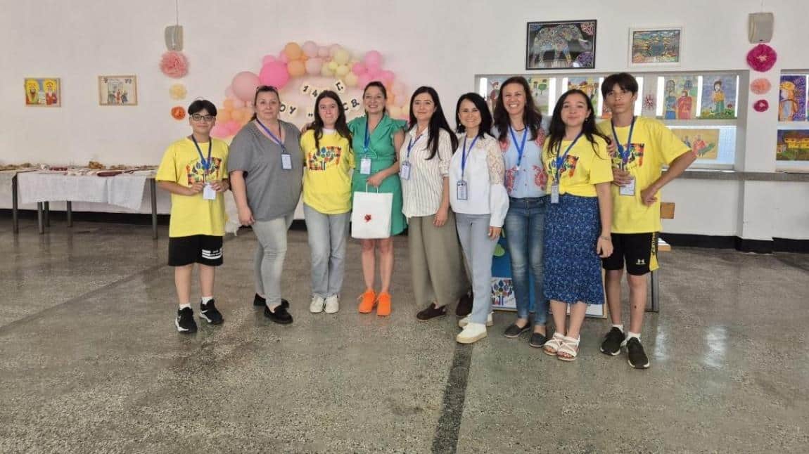 AVRUPA BİRLİĞİ ERASMUS+ KA210 PROGRAMI KAPSAMINDA YÜRÜTÜLEN ''DIFFERENT BUT EQUAL'' PROJESİNİN BULGARİSTAN'DA GERÇEKLEŞTİRİLEN ÜÇÜNCÜ HAREKETLİLİĞİNE ÖĞRENCİLERİMİZ KATILDI
